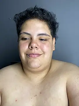 Hailey_Curvy – live chatrum