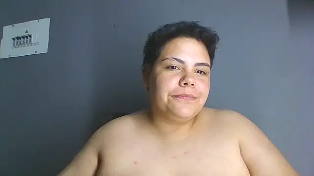 Hailey_Curvy – live chatrum