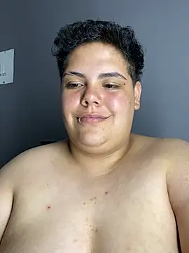 Hailey_Curvy: δωμάτιο απευθείας συνομιλίας