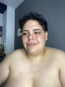 Hailey_Curvy লাইভ চ্যাট রুম