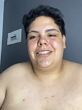Hailey_Curvy's Live Chat Room