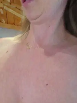 ellaxxstar Cameră chat live