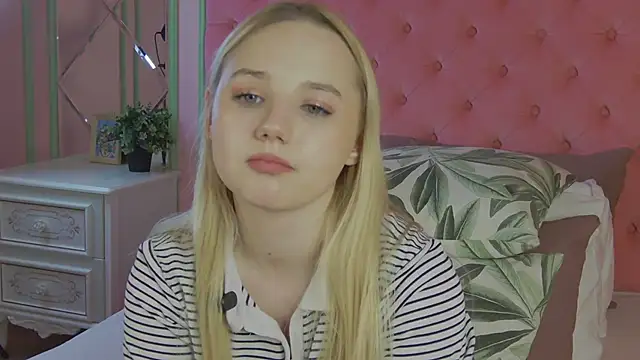 Sky_Cutie Cameră chat live