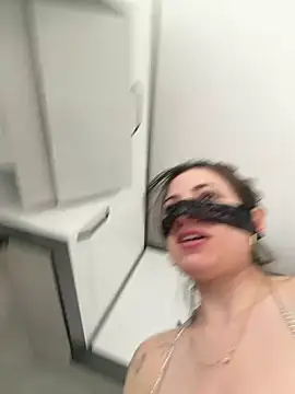 KnellForQueen webcam show