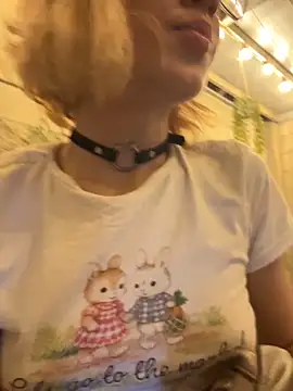 SweetBunnyGF Cameră chat live