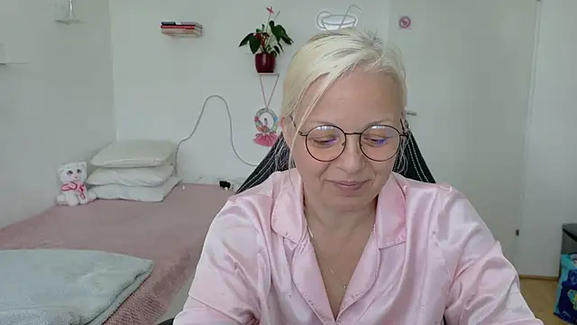 Linsy_Kim's Live Chat Room