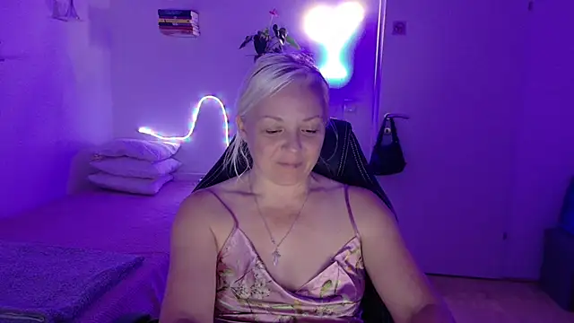 Linsy_Kim – Naživo XXX chat