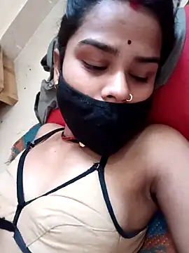 Sala de chat en directo de Radhika_Lovely