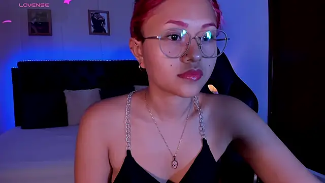 חדר צ'אט בשידור חי של MAYASMITH__