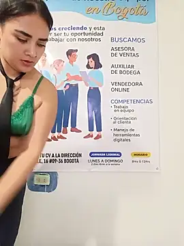 MAYE__13 Live Chatraum