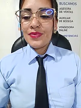 MAYE__13 – live chatrum