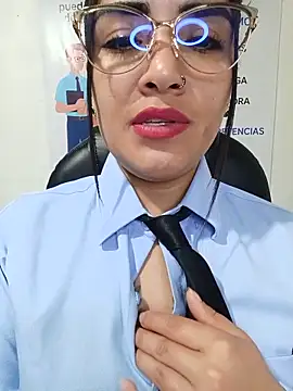 MAYE__13 Live Chatraum