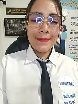 Chat ao vivo de MAYE__13