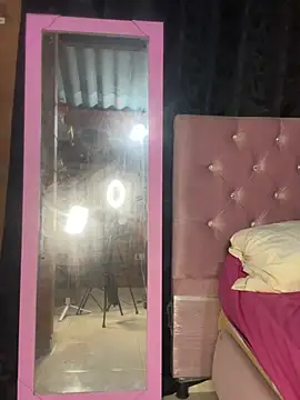 Jessyivonne Adlı Modelin Canlı Sohbet Odası