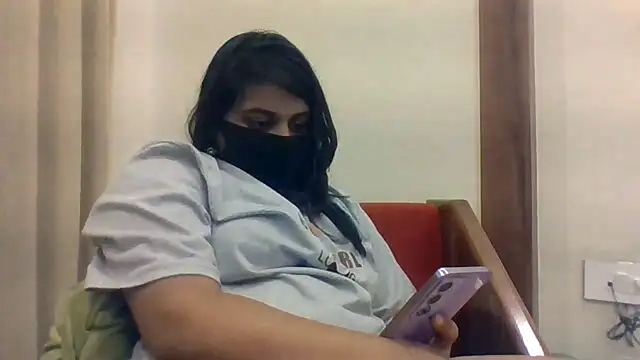 Ruchi_Singh0 Adlı Modelin Canlı Sohbet Odası