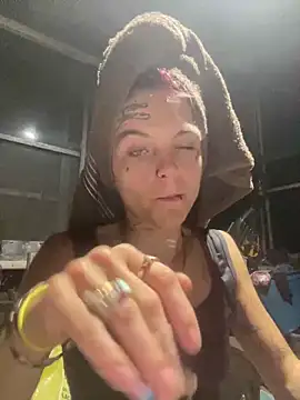 IttyBittyStonie Live chatroom