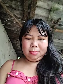 lusy-00 – live chatrum