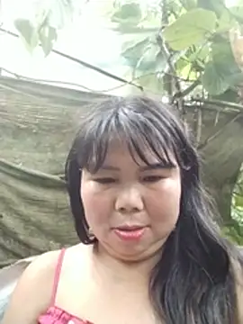 lusy-00's Live Chat Room