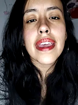 Queen_Ashly Live Chatrum
