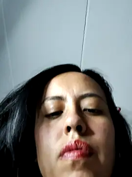 Chat ao vivo de Queen_Ashly