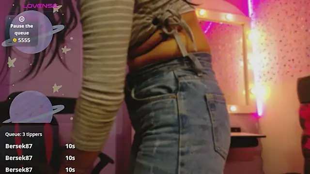 BrendaRojas_ Adlı Modelin Canlı Sohbet Odası