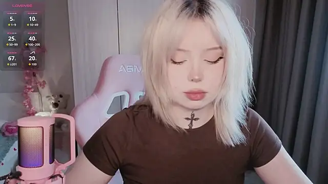 yumi_charm – live chatrum