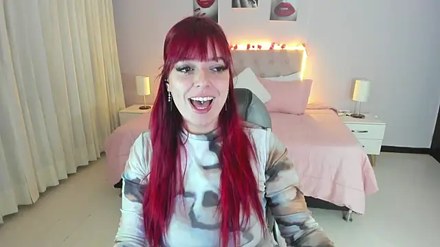 Blair_red_ Adlı Modelin Canlı Sohbet Odası
