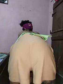 emali_baba's Webcam Show