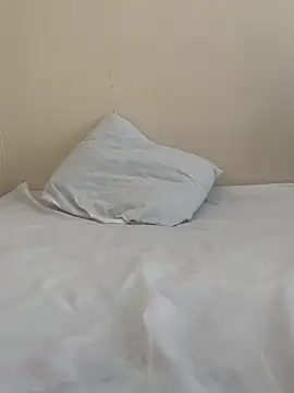 bad_kittiy Adlı Modelin Canlı Sohbet Odası