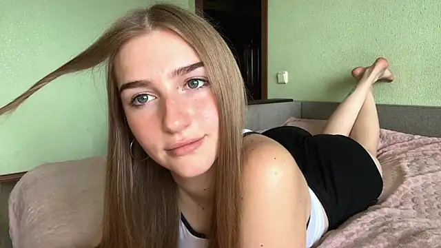 SweetJinny88 – Naživo chatovacia miestnosť