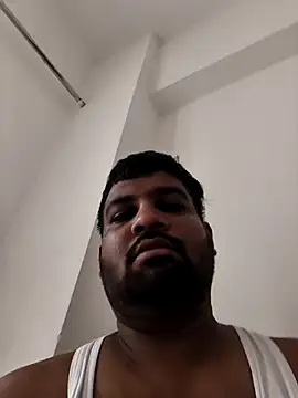 Sala de chat en directo de vinay_smalldick