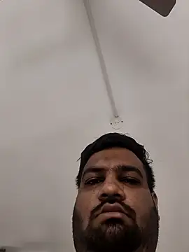 vinay_smalldick's Live Chat Room