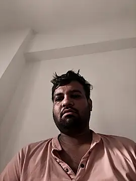 Živá chatovací místnost vinay_smalldick