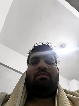 Živá chatovací místnost vinay_smalldick