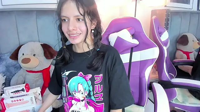 ห้องแชทสดของ Miyu_Komori