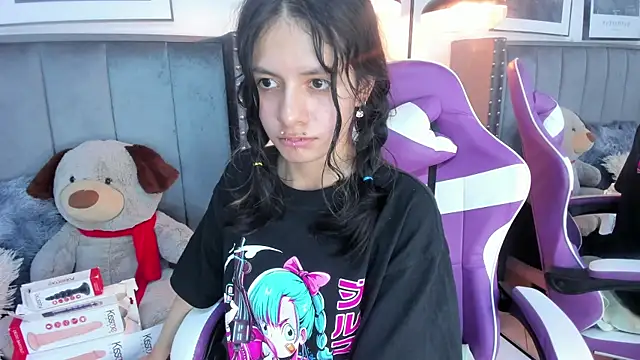 Miyu_Komori Chat Room in diretta