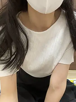 yayoi_jp Adlı Modelin Canlı Sohbet Odası