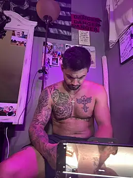 CaptHook931 Live Chatrum