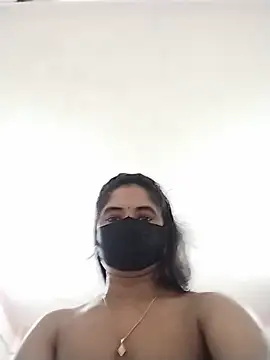 غرفة دردشة Puja-Rane المباشرة