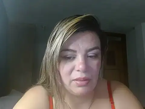 Chatroom en direct de 2416Angelita-latin