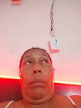 Ruby-Hot-Milf Cameră chat live