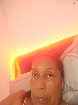 Chat ao vivo de Ruby-Hot-Milf
