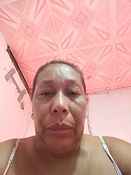 Chat ao vivo de Ruby-Hot-Milf