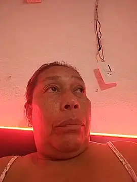 Ruby-Hot-Milf Cameră chat live