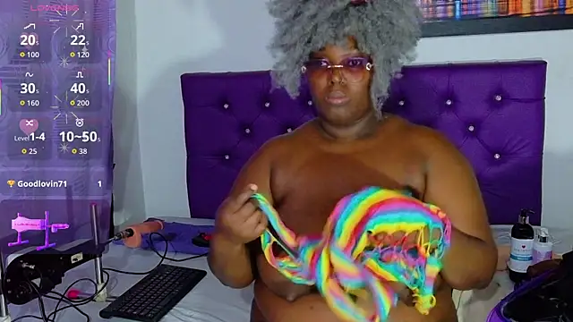 ebony_NeighborMoans – live chatrum