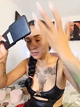 חדר צ'אט בשידור חי של Liahdiaz_