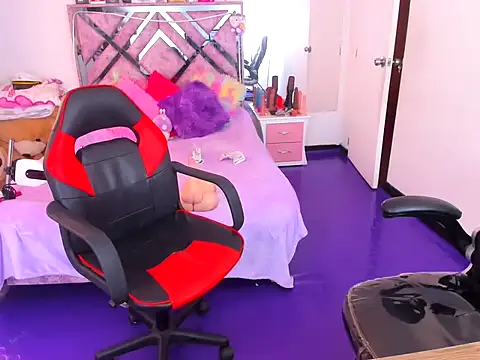 חדר צ'אט בשידור חי של Luna_Analya