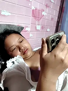 Phòng Chat Trực Tiếp Miu-beobeo