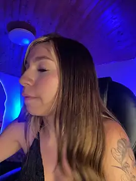 Онлайн чат Isabella18_pink