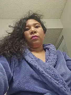SHEILYN_'s Live Chat Room